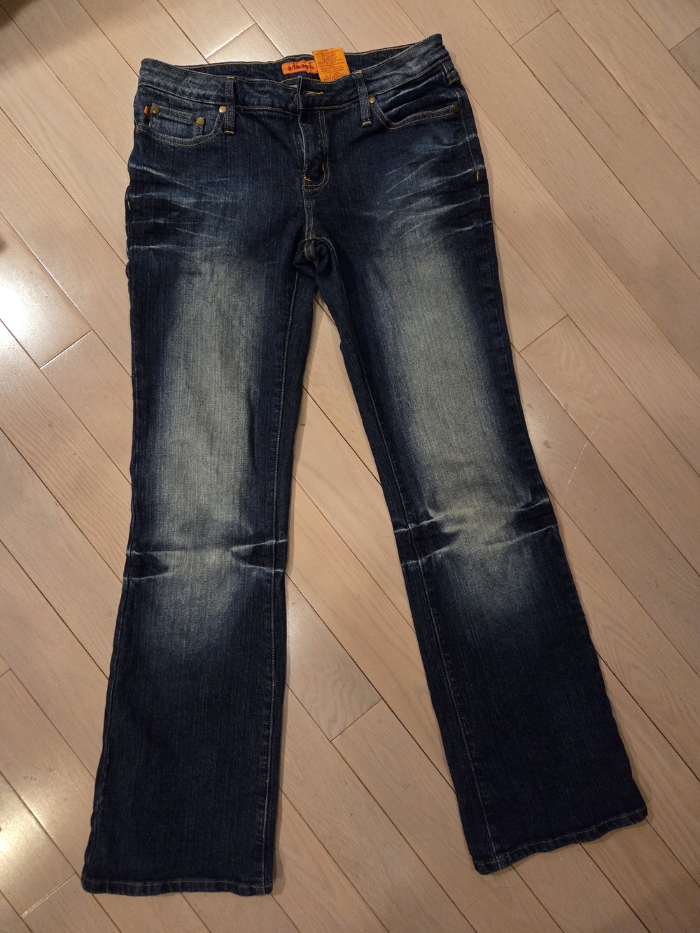 Zanadi Women's Washed Dark Blue Bootcut Jeans